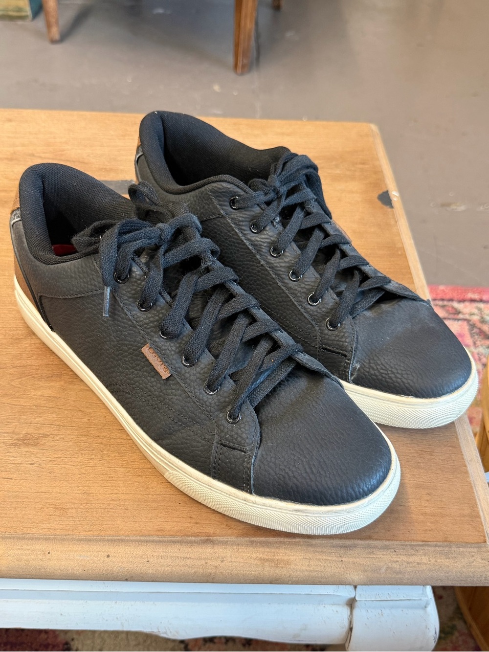 Levi's Black Low-Top Sneakers with White Sole
